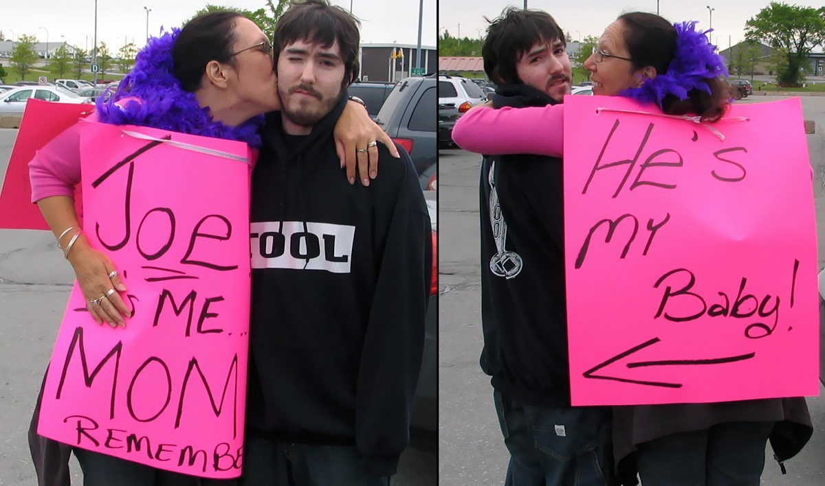 Anak Tetap Seorang Terlihat Kecil Dimata Orangtuanya